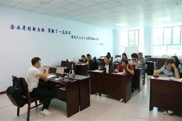 内蒙古正蓝旗:精准扶贫成效显著 内蒙古正蓝旗:精准扶贫成效显著